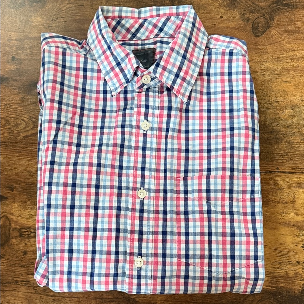 GAP Men's Casual Plaid Shirt - Pink, Blue, and White - Picture 6 of 6